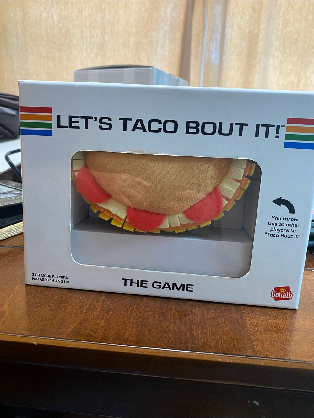 Goliath Let's Taco 'Bout It! O Game - Beige Taco Plush Toss